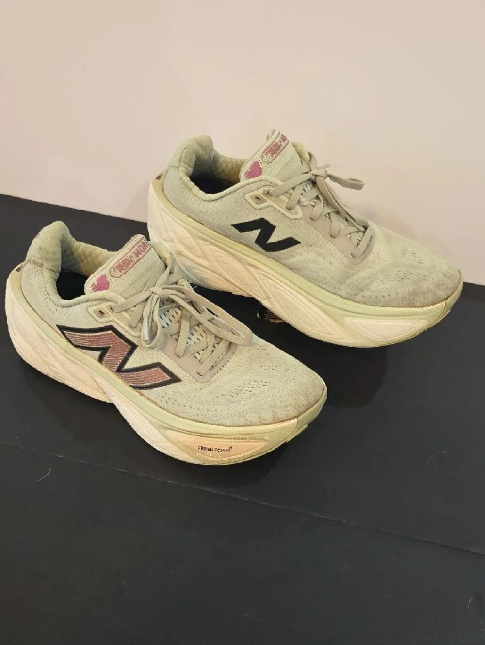 New Balance great pale